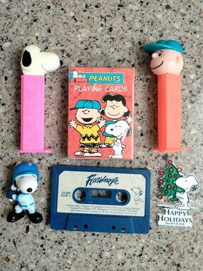 BUNDLE Vintage Peanuts Snoopy Charlie Brown Small Collectibles